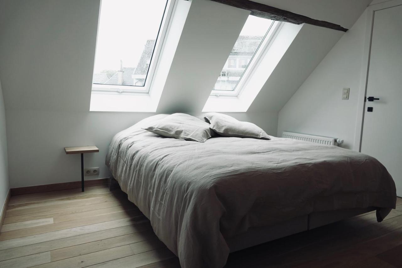 Appartement Le Grenier - Le Cercle à Marche-en-Famenne Extérieur photo