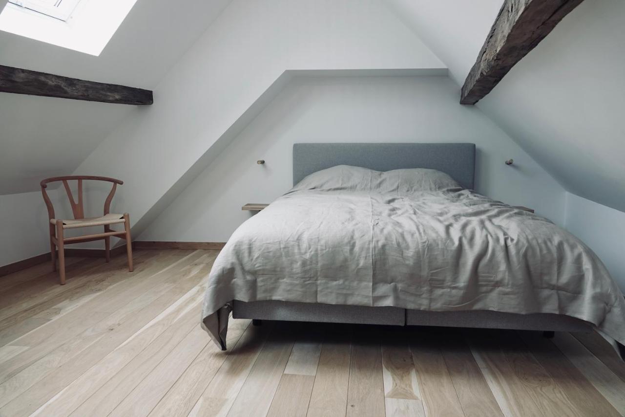 Appartement Le Grenier - Le Cercle à Marche-en-Famenne Extérieur photo
